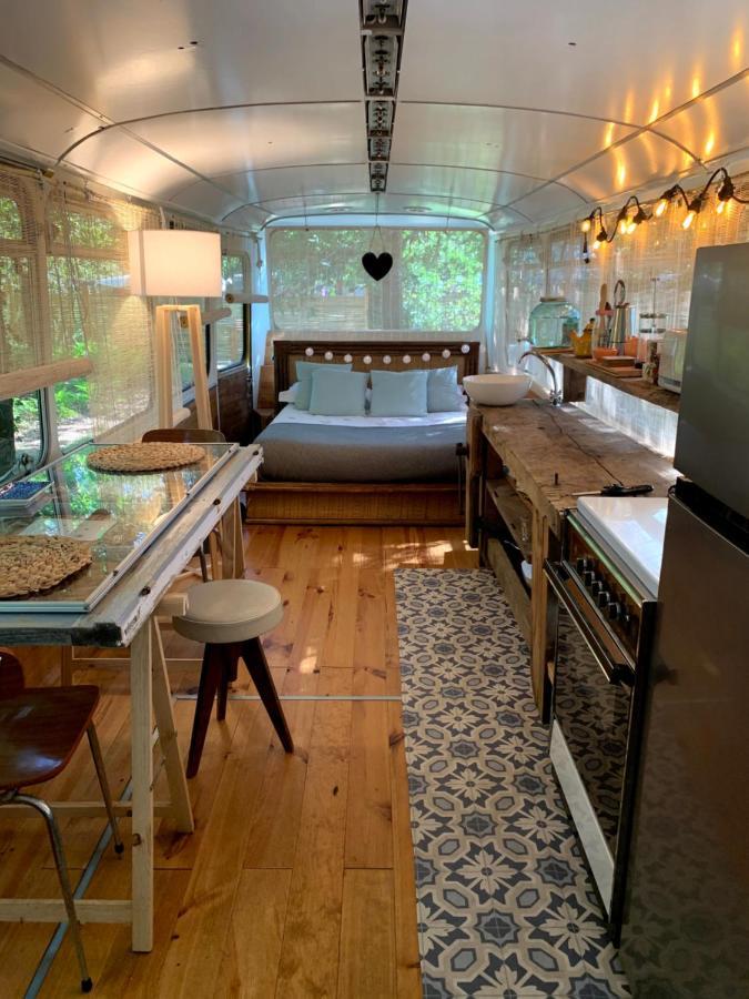 Magic Roof Top Bus With Big Bath In The Tree Forest! ميميزا بلاج المظهر الخارجي الصورة